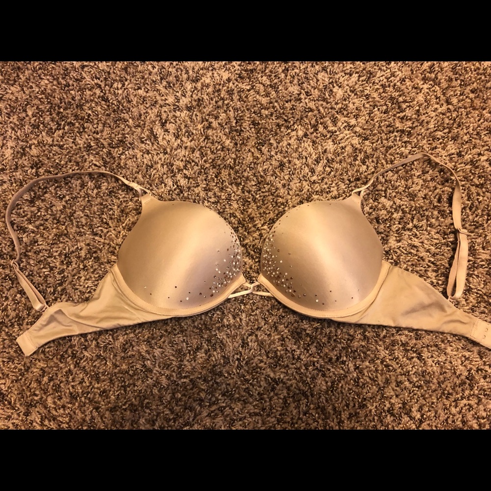 Victoria’s Secret Bombshell Bra